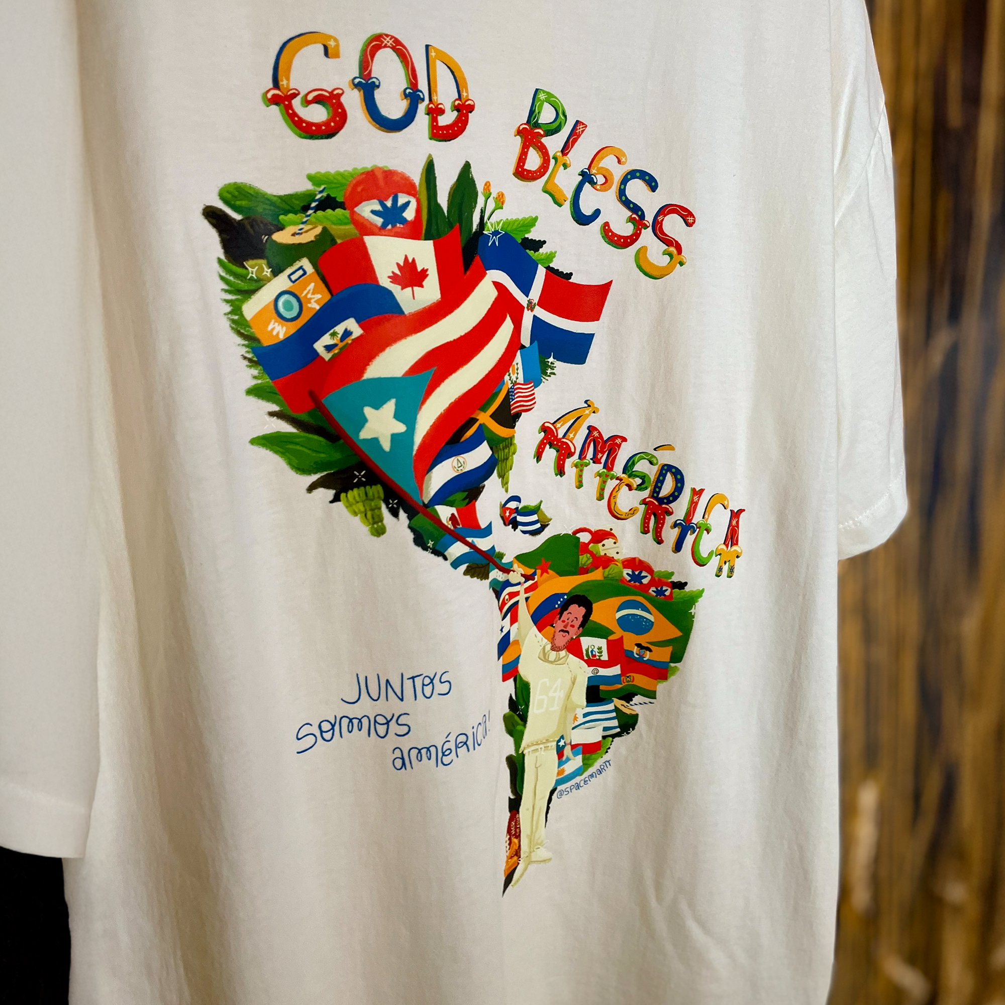 Camisa Unissex Bad Bunny God Bless América