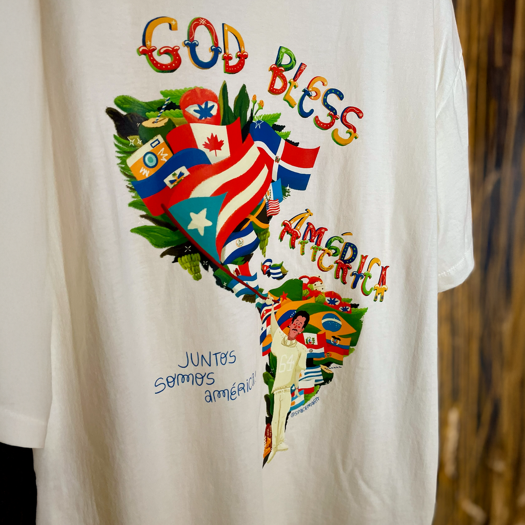Camisa Oversized Bad Bunny God Bless América – @tua.estampa - DO Camisa Oversized Bad Bunny God Bless América – @tua.estampa - DO