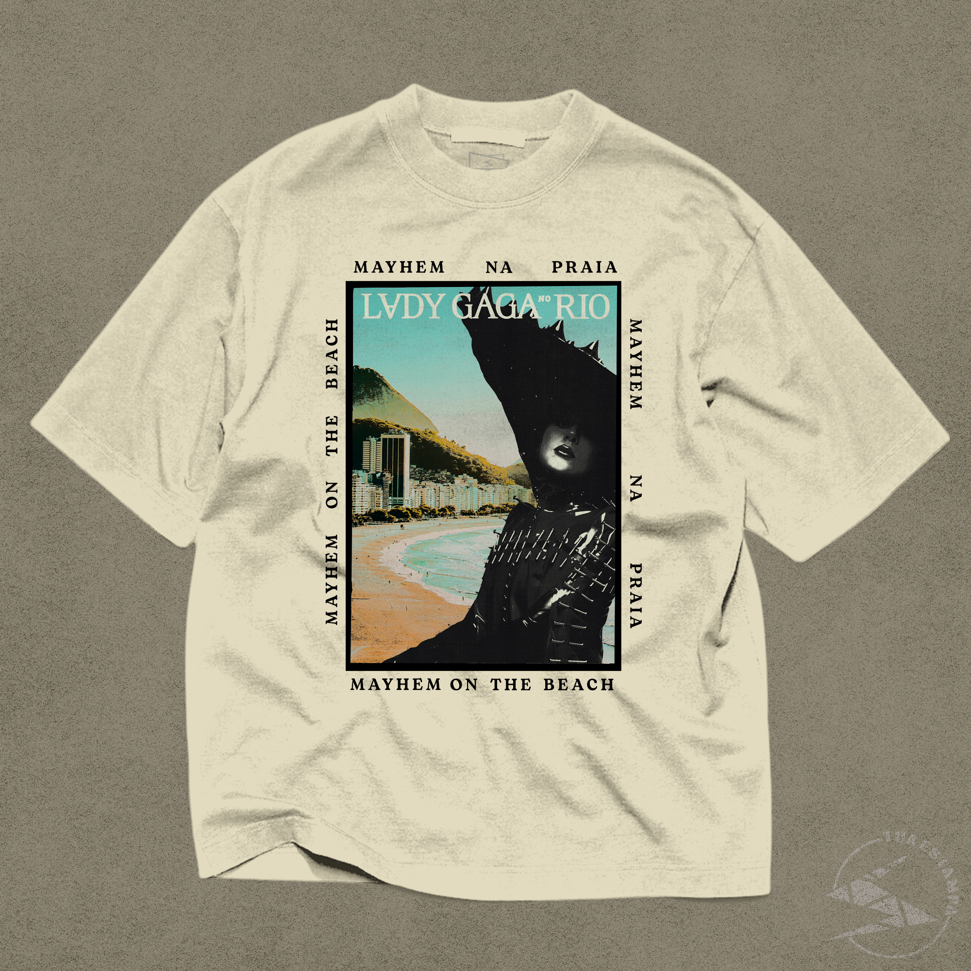 CAMISETA BÁSICA / OVERSIZED LADY GAGA PÔSTER COPACABANA