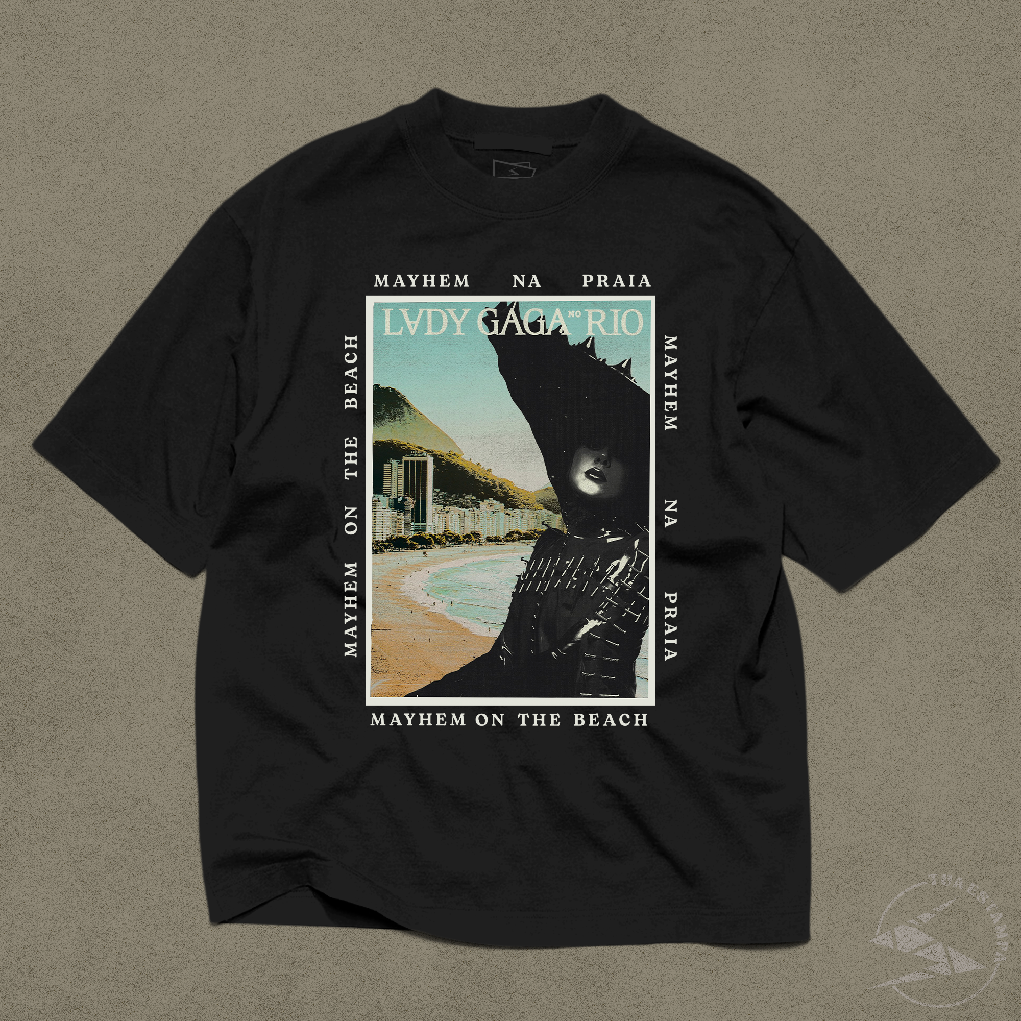 CAMISETA BÁSICA / OVERSIZED LADY GAGA PÔSTER COPACABANA