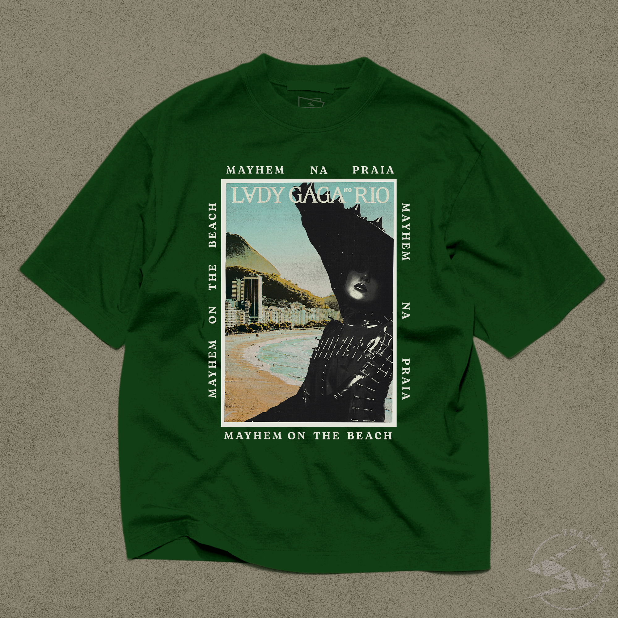 CAMISETA BÁSICA / OVERSIZED LADY GAGA PÔSTER COPACABANA